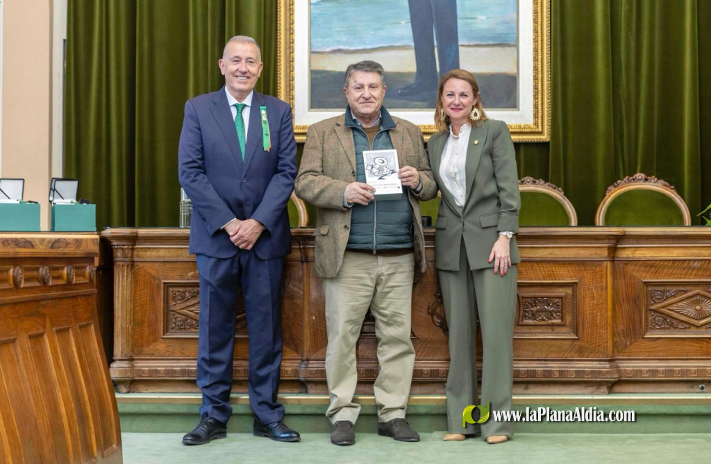Castell� rendeix homenatge a les bandes participants en el Festival Internacional de M�sica de Festa, que obri la Magdalena al m�n