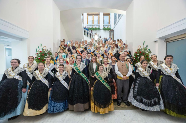 Castell�n refuerza lazos con la provincia durante la Magdalena en la recepci�n a 34 Reinas de los municipios vecinos