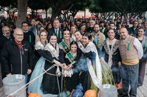 Pen�ltima masclet� de 153 kilos deleita a los aficionados en Castello