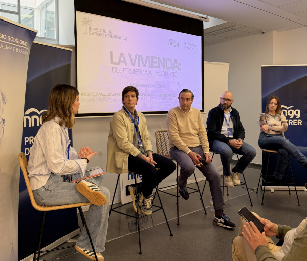 Pastor: la legislatura de la vivienda es un compromiso real; 2.350 j�venes acceden a su primera vivienda gracias a los avales del IVF