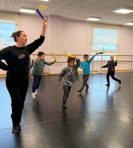 Burriana celebra 20 a�os del Jard� Art�stic con un taller interart�stico para alumnado de 1 a 7 a�os