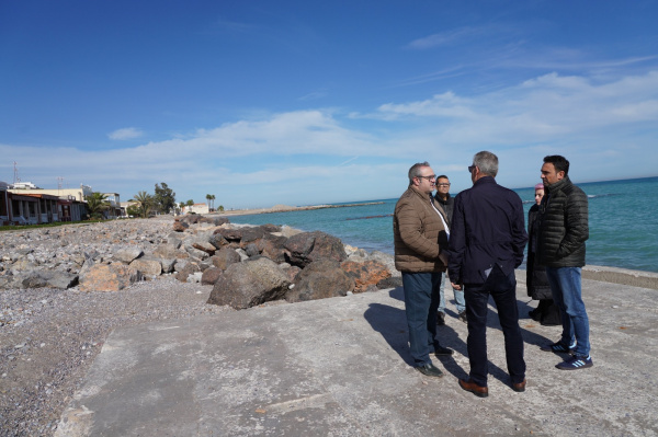 el-pp-acusa-al-psoe-de-abandonar-las-playas-de-nules-tras-la-borrasca-harry