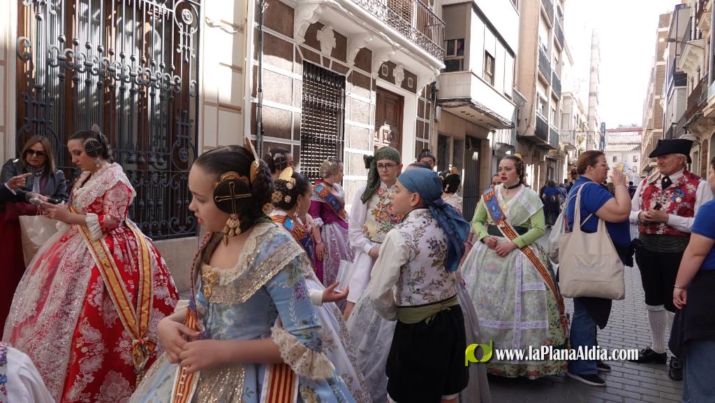 Lliurament de les col-laboracions econ?miques de la Caixa Rural a les Falles de Burriana 