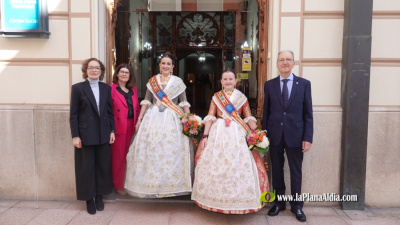 Entrega de las colaboraciones econ�micas de Caja Rural a Las Fallas de Burriana
