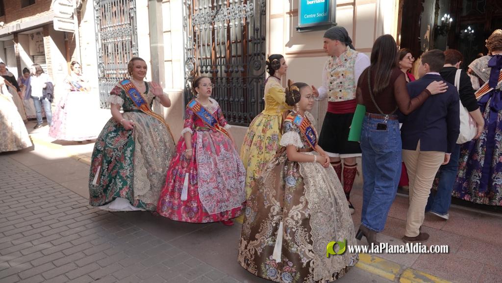 Lliurament de les col-laboracions econ?miques de la Caixa Rural a les Falles de Burriana 