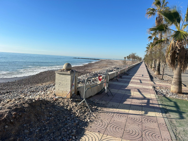 moncofa-denuncia-el-abandono-del-gobierno-tras-el-temporal-harry-y-reclama-inversiones-urgentes-para-proteger-su-litoral