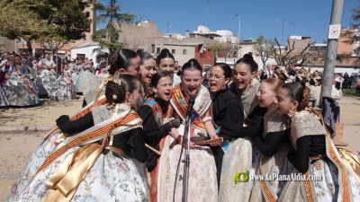 las-reinas-falleras-de-burriana-2026-protagonizan-una-intensa-jornada-de-visita-a-los-monumentos-falleros