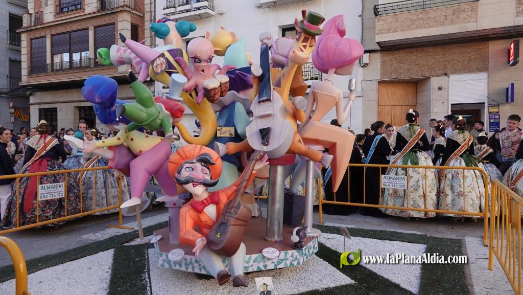 Les Reines Falleres de Burriana 2026 protagonitzen una intensa jornada de visita als monuments fallers