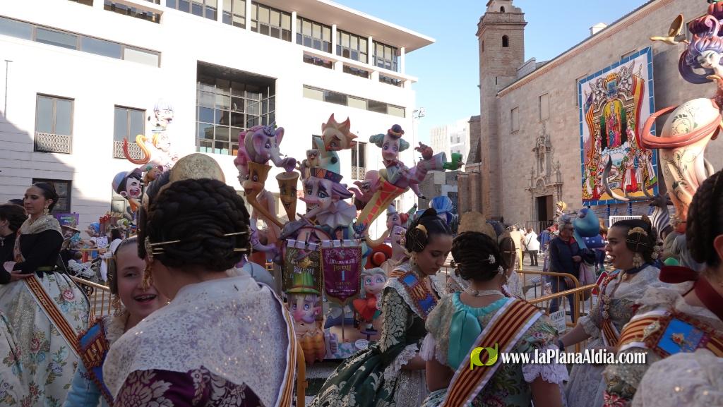 Les Reines Falleres de Burriana 2026 protagonitzen una intensa jornada de visita als monuments fallers