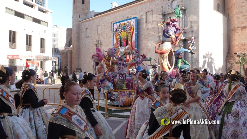 Les Reines Falleres de Burriana 2026 protagonitzen una intensa jornada de visita als monuments fallers