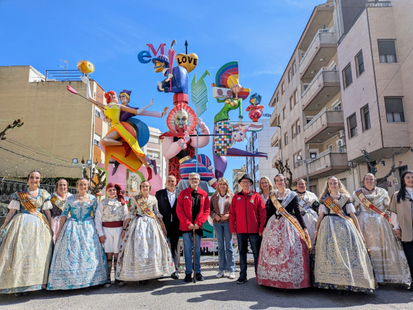 benicarlo-viu-una-intensa-jornada-fallera-amb-homenatges-i-visites-institucionals