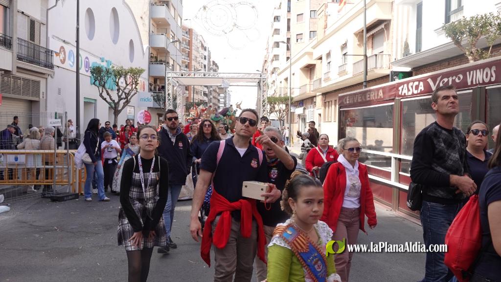  Les Reines Falleres completen la visita a tots els monuments dee Burriana