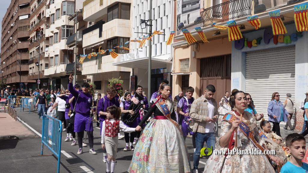  Les Reines Falleres completen la visita a tots els monuments dee Burriana