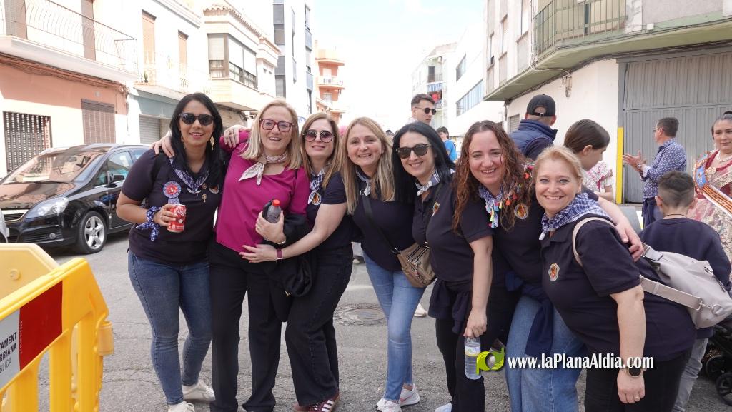  Les Reines Falleres completen la visita a tots els monuments dee Burriana