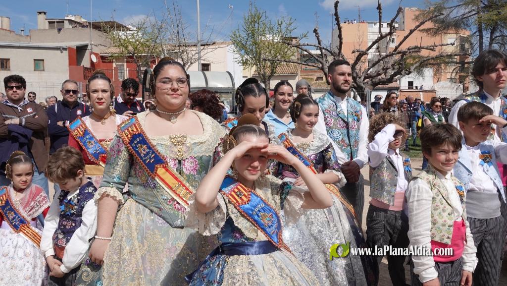 Les Reines Falleres completen la visita a tots els monuments dee Burriana
