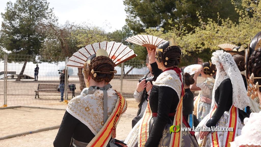  Les Reines Falleres completen la visita a tots els monuments dee Burriana