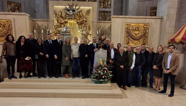 El Gremi de Fusters de Vila-real conmemora a San Jos� con misa en la bas�lica de Sant Pasqual y aperitivo posterior