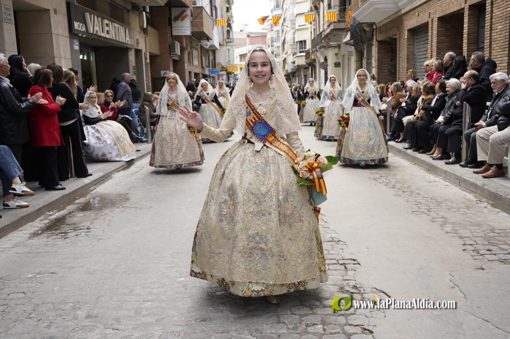 20- Delegaciones, Corte y Reinas