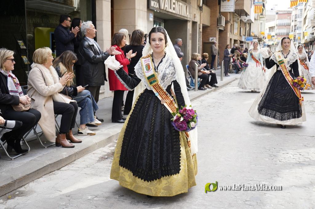 20- Delegaciones, Corte y Reinas