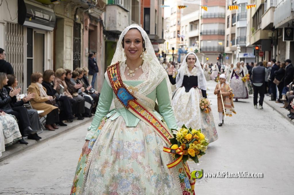 20- Delegaciones, Corte y Reinas
