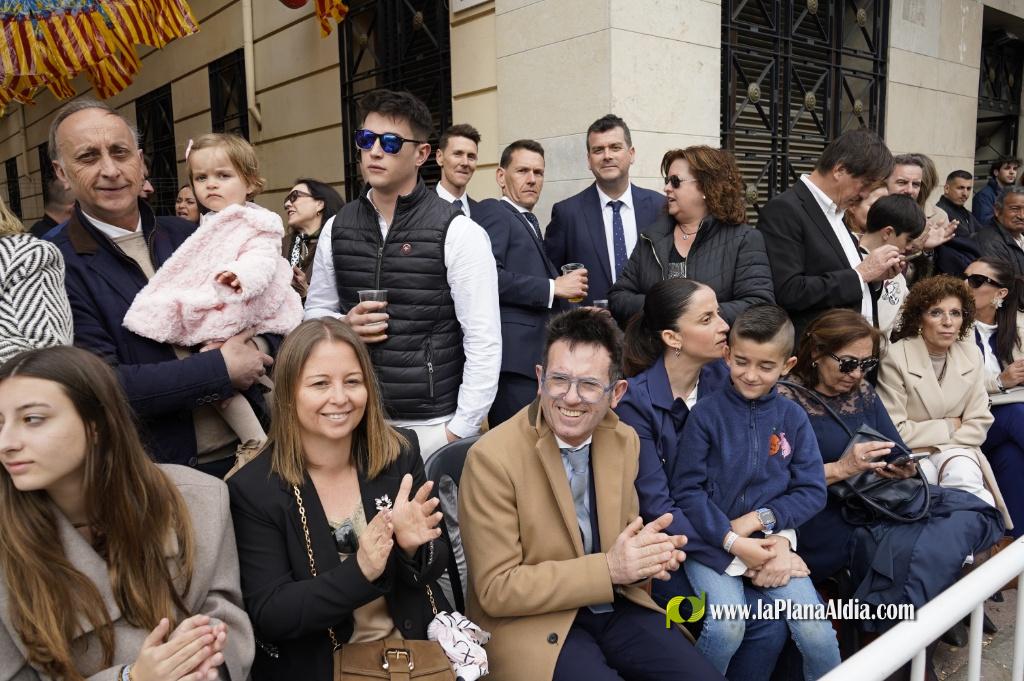 20- Delegaciones, Corte y Reinas