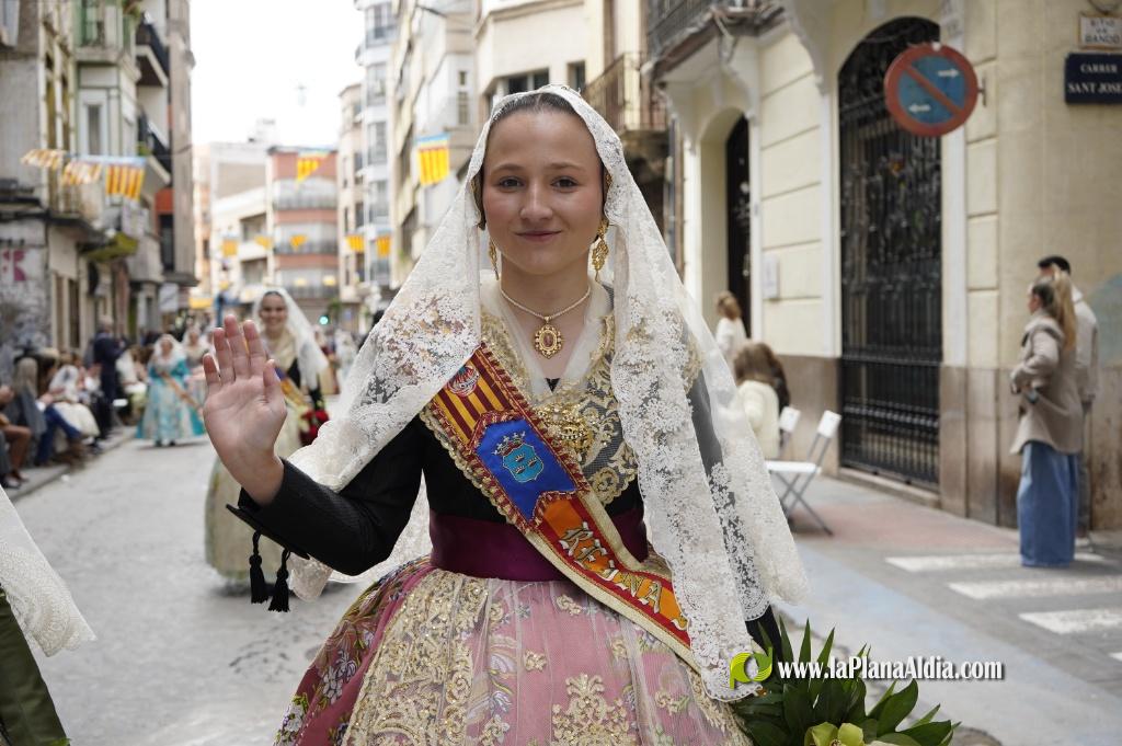 20- Delegaciones, Corte y Reinas