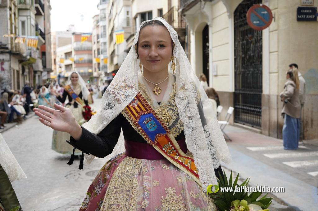 20- Delegaciones, Corte y Reinas