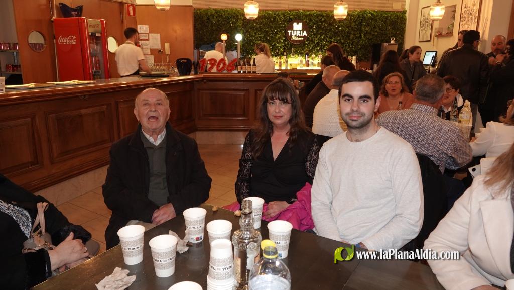 La Caixa Rural de Borriana obsequia els ve?ns i ve?nes amb el tradicional berenar de bunyols i mistela