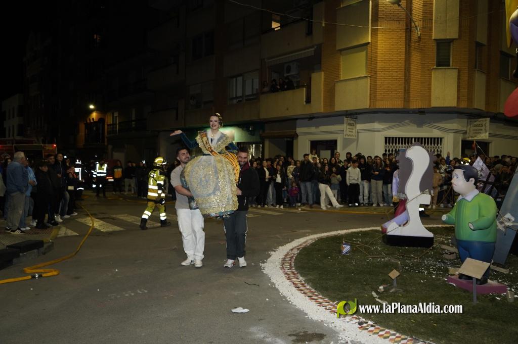 La Vall acomiada les falles 2026 amb la Nit de la Crem?