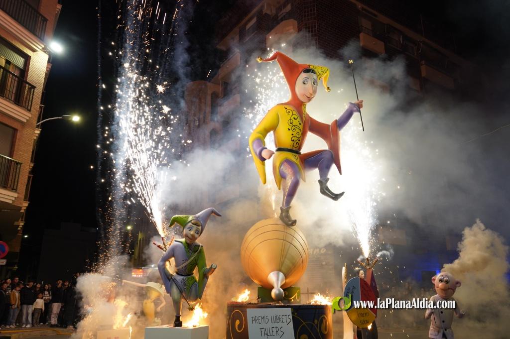 La Vall acomiada les falles 2026 amb la Nit de la Crem?