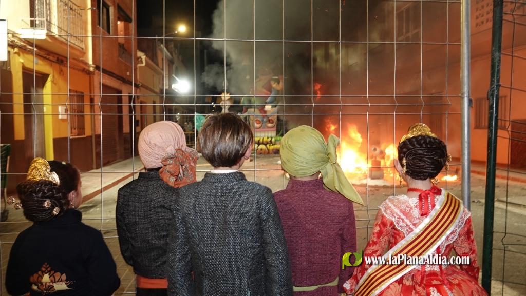 La Crem? d?na pas a un nou exercici faller a Borriana