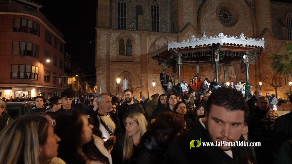 La Crem? d?na pas a un nou exercici faller a Borriana