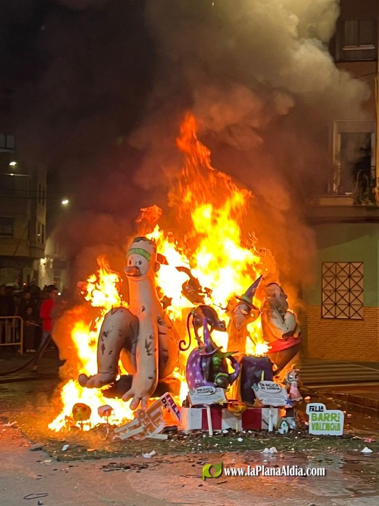 La Crem? d?na pas a un nou exercici faller a Borriana