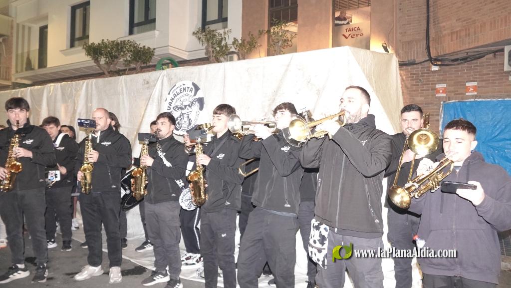 La Crem? d?na pas a un nou exercici faller a Borriana