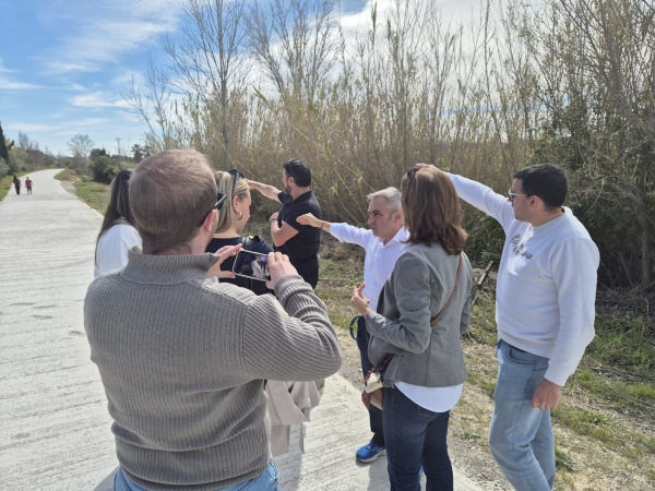 El Consell ejecuta la mejora del camino del Bat�n y atiende las demandas de vecinos y agricultores de Altura