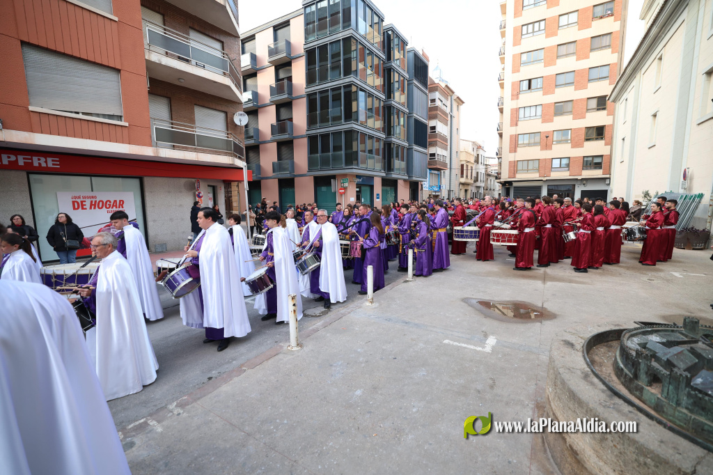 Borriana celebra la 11a Tamborada Ciutat de Borriana amb 350 tambors i homenatge a Antonio Montoya