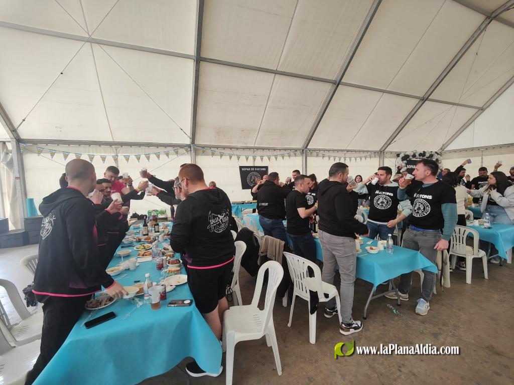 La gastronom?a mas festiva y competitiva de Espa?a con el Sopar de Fartons de l'Alcora que llega a su 12 edici?n