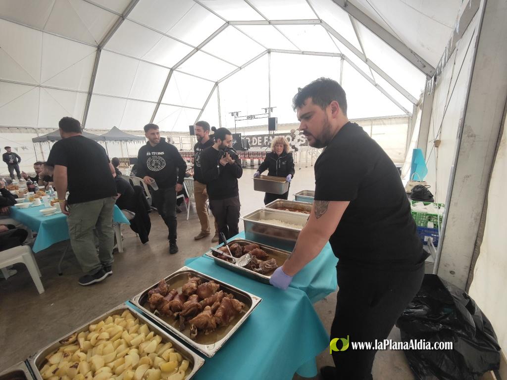 La gastronom?a mas festiva y competitiva de Espa?a con el Sopar de Fartons de l'Alcora que llega a su 12 edici?n