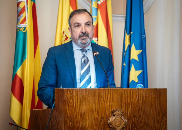 Por primera vez se crea una partida para ayudas al alquiler joven y la alcaldesa anuncia su incremento en abril