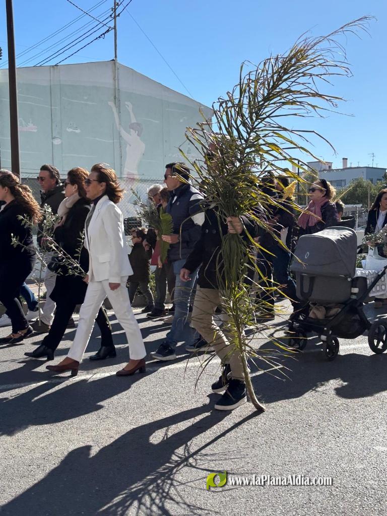 Borriana celebra un multitudinari Diumenge de Rams per les parr?quies del municipi