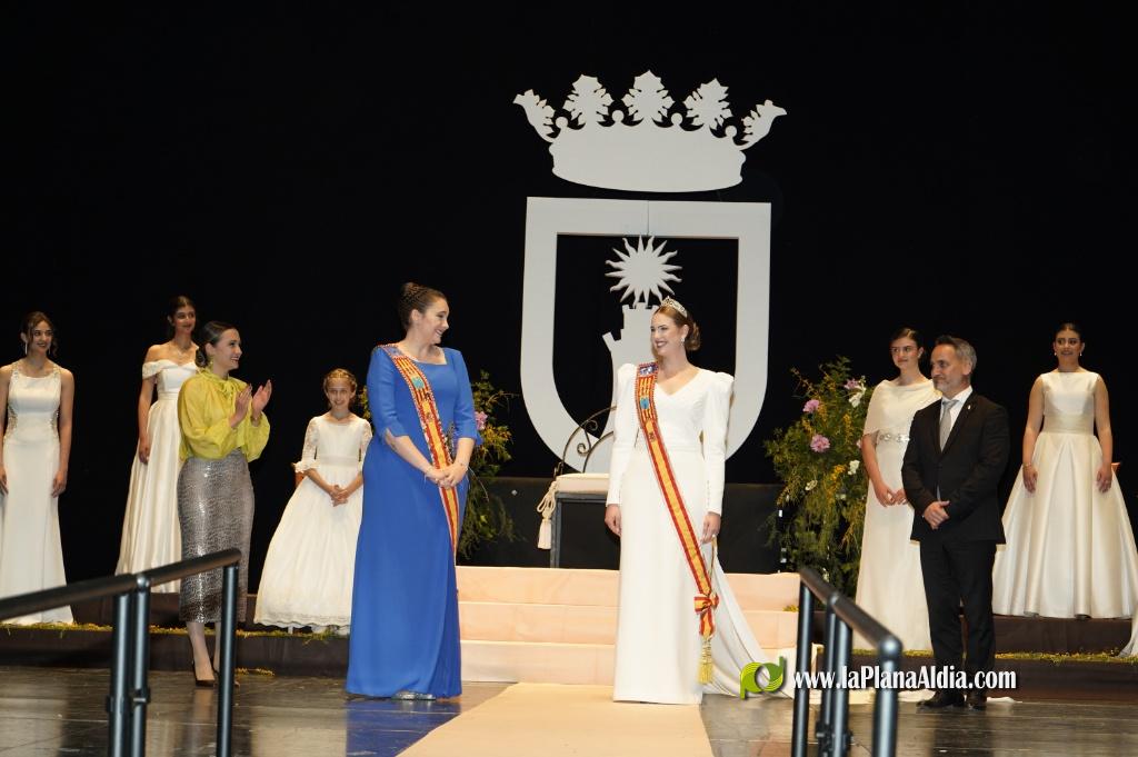 Anna Clavell ja regna a Sant Vicent