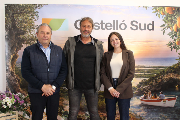 moncofa-obtiene-la-distincion-sicted-para-su-tourist-info-en-la-gala-castello-sud