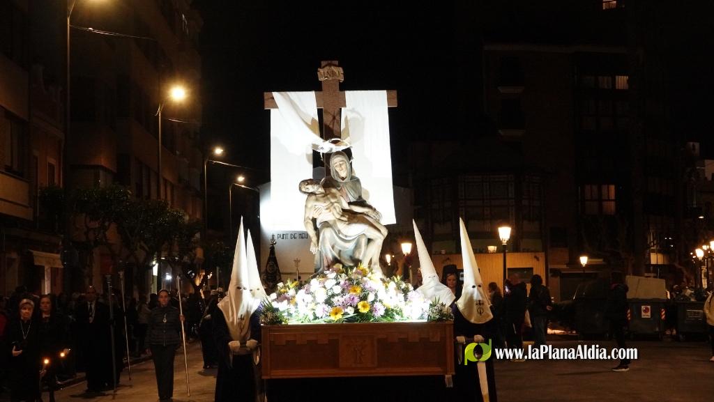 La Pietat recorre Borriana en una solemne process? de Dimarts Sant