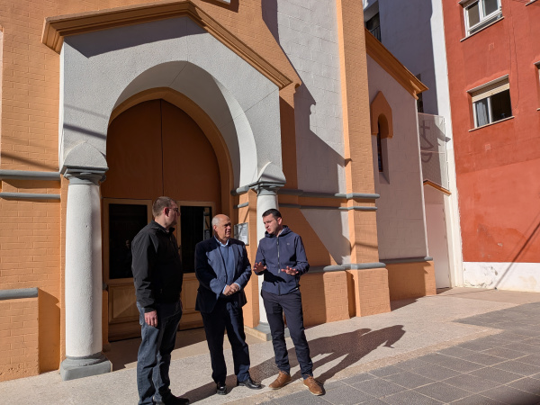 benicarlo-inicia-una-reforma-integral-de-la-placeta-de-la-capilla-del-santisimo-cristo-de-la-mar-para-soterrar-cables-y-renovar-el-pavimento