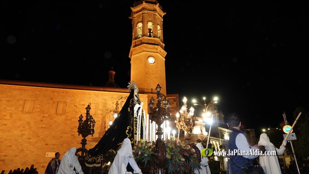 La Verge dels Dolors recorre Borriana en una solemne process? nocturna de Dimecres Sant