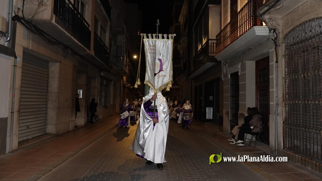 La Verge dels Dolors recorre Borriana en una solemne process? nocturna de Dimecres Sant