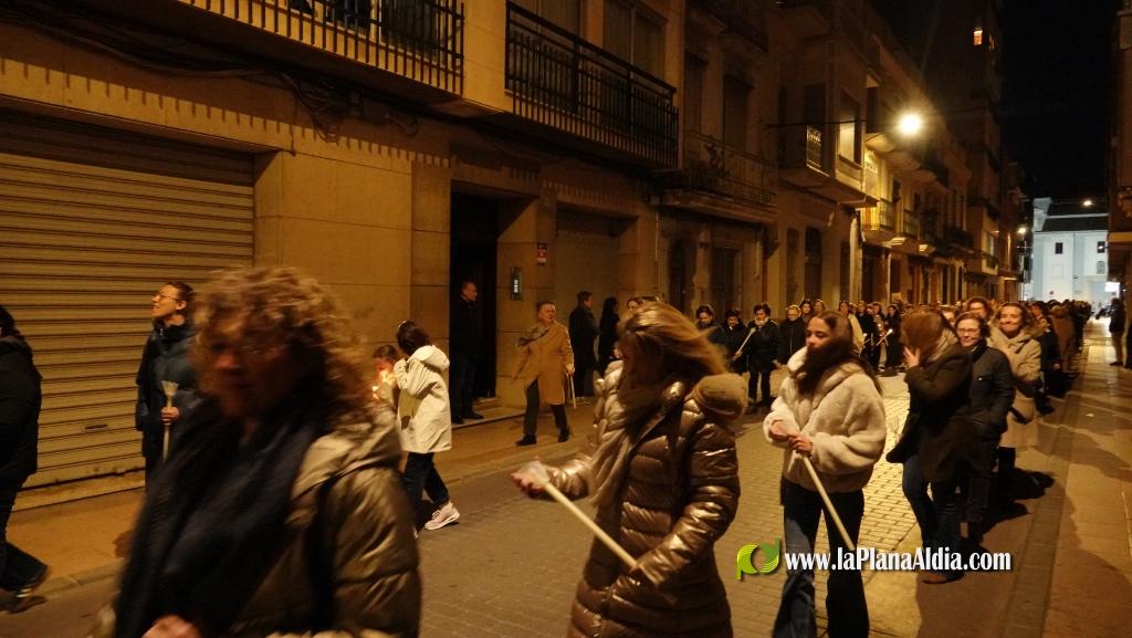 La Verge dels Dolors recorre Borriana en una solemne process? nocturna de Dimecres Sant