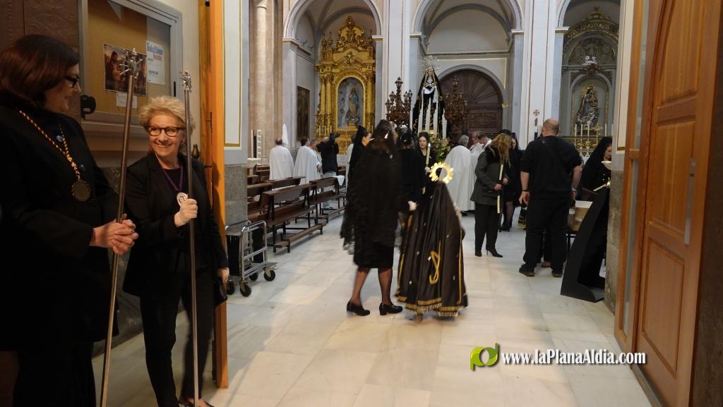 La Verge dels Dolors recorre Borriana en una solemne process? nocturna de Dimecres Sant