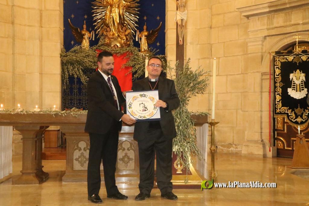 Reconocimientos al Pregonero y la autora del cartel de Semana Santa de Alcora