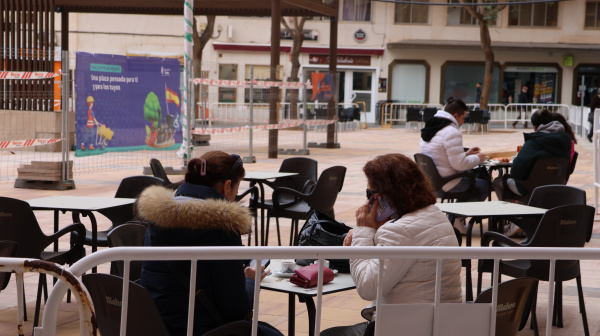 Onda desbloquea la Plaza Espa�a: retiran vallas y reabren las terrazas mientras avanza la remodelaci�n